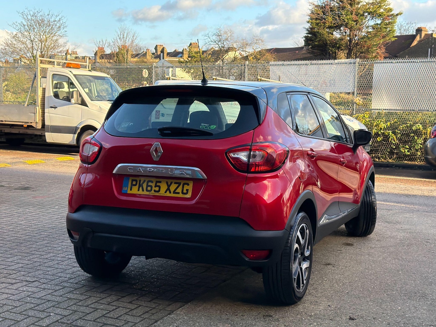 Used Renault Captur 2015 for sale - 76991730: Photo 8