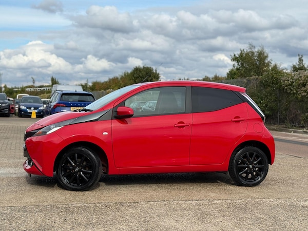 Used Toyota AYGO 2017 for sale - 76094923: Photo 16