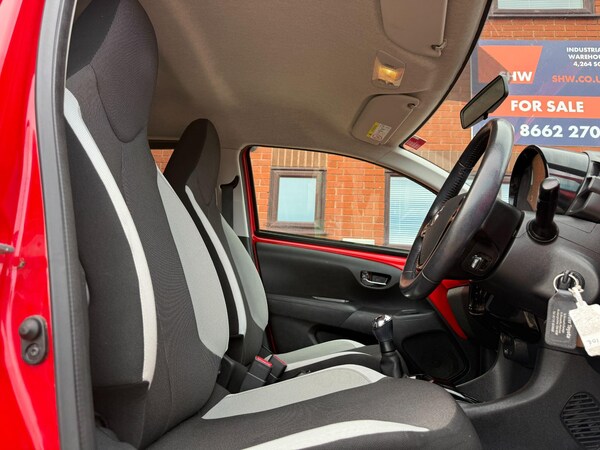 Used Toyota AYGO 2017 for sale - 76094923: Photo 22