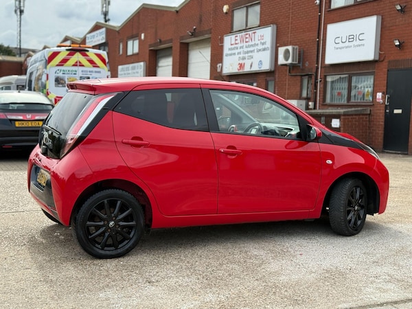 Used Toyota AYGO 2017 for sale - 76094923: Photo 7