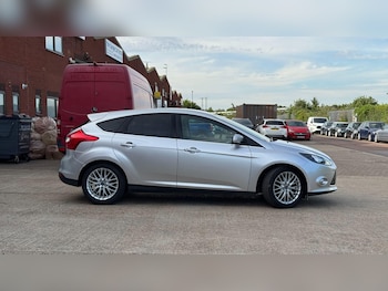 Used Ford Focus 2014 for sale - 79094030: Photo