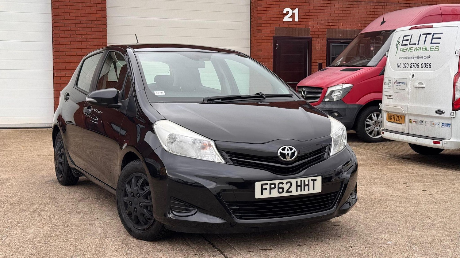 Used Toyota Yaris for sale - 77496534: Photo 4