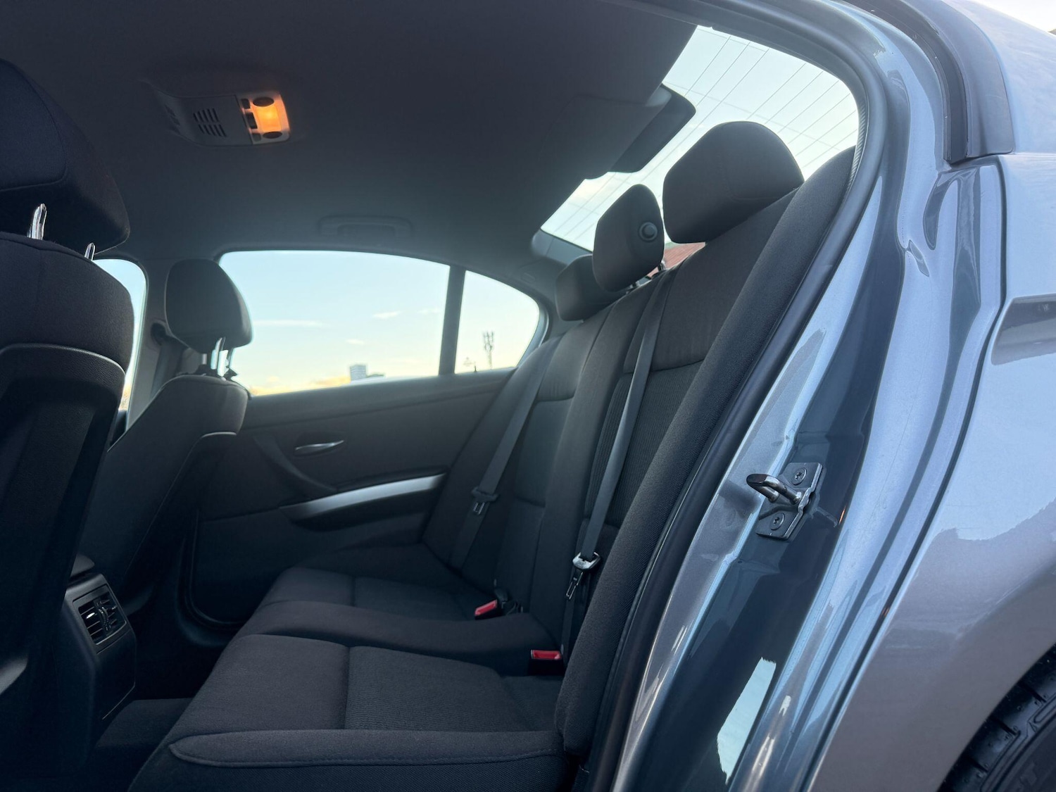 Used BMW 3 Series 2009 for sale - 76457130: Photo 23