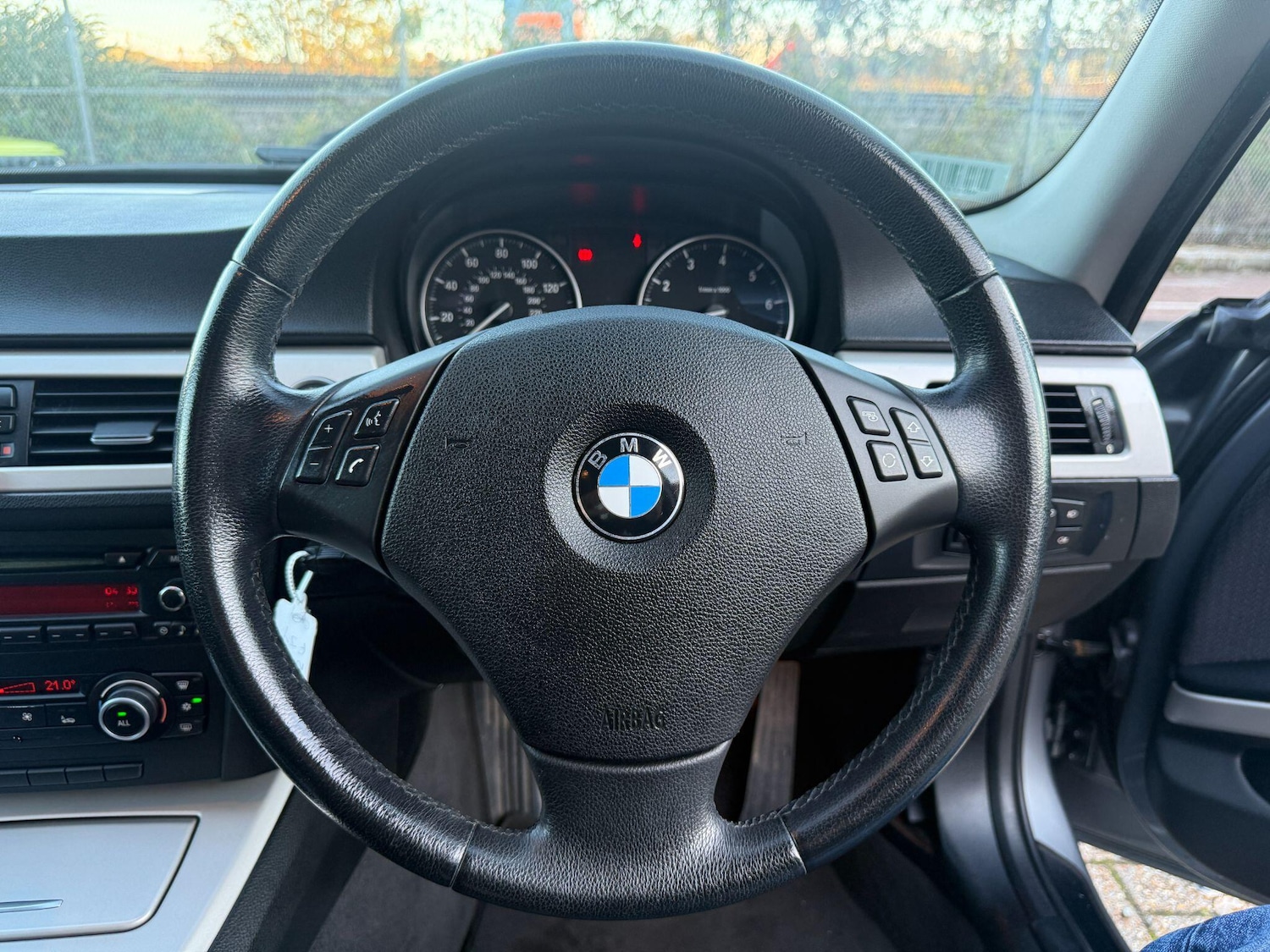 Used BMW 3 Series 2009 for sale - 76457130: Photo 24