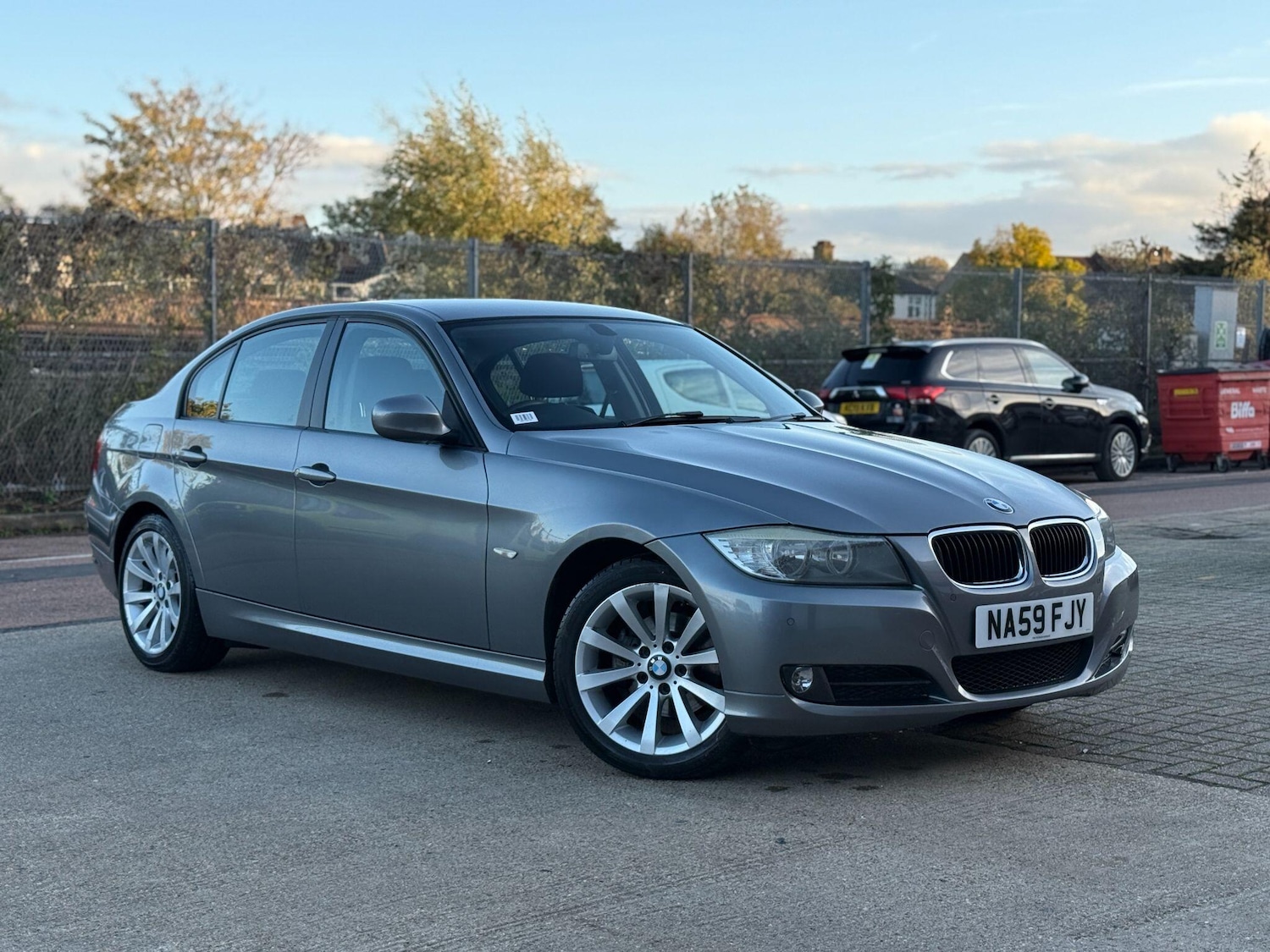 Used BMW 3 Series 2009 for sale - 76457130: Photo 4