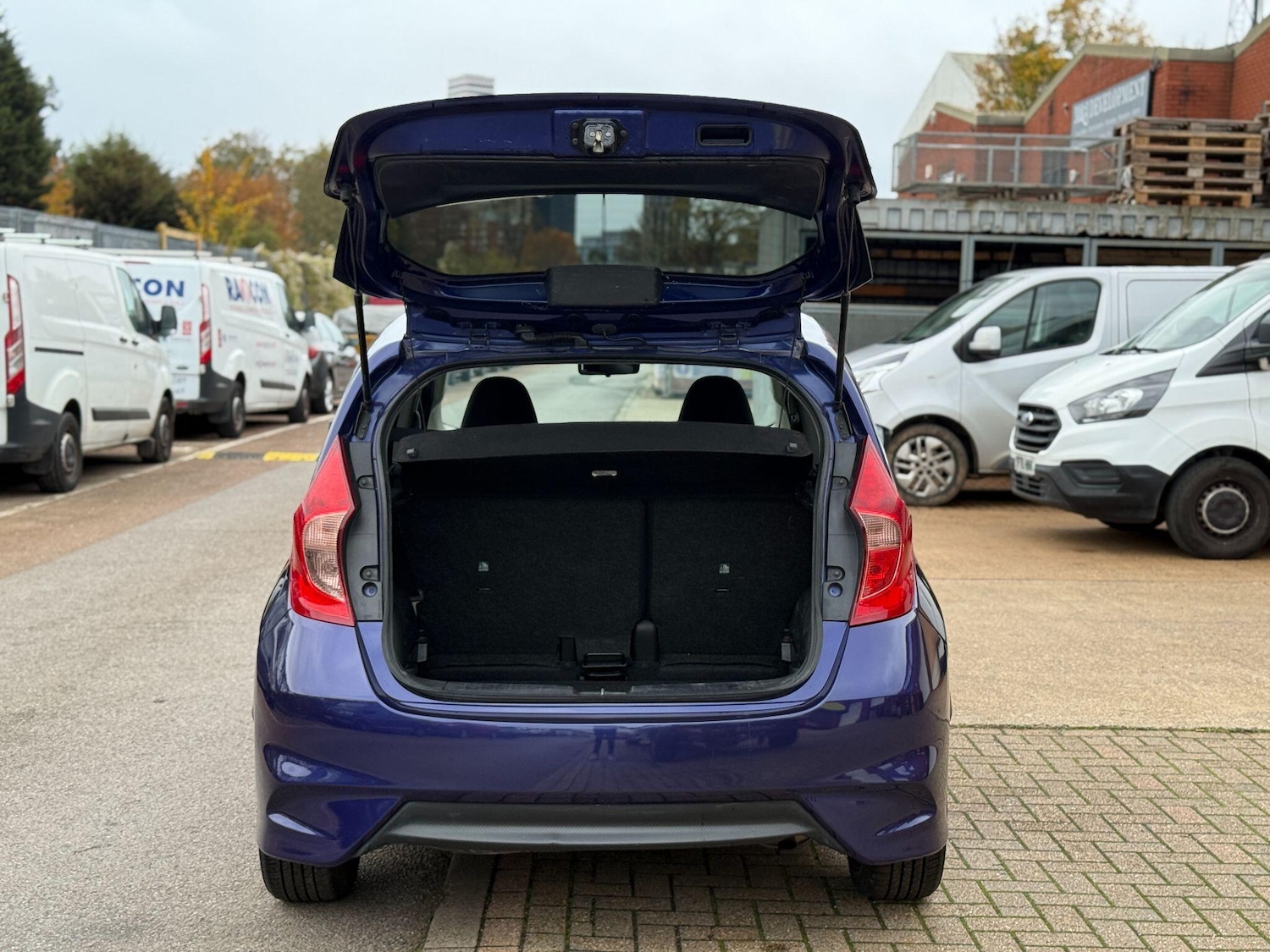 Used Nissan Note 2015 for sale - 76597088: Photo 23