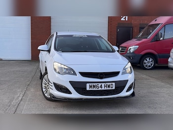 Used Vauxhall Astra 2015 for sale - 77671928: Photo