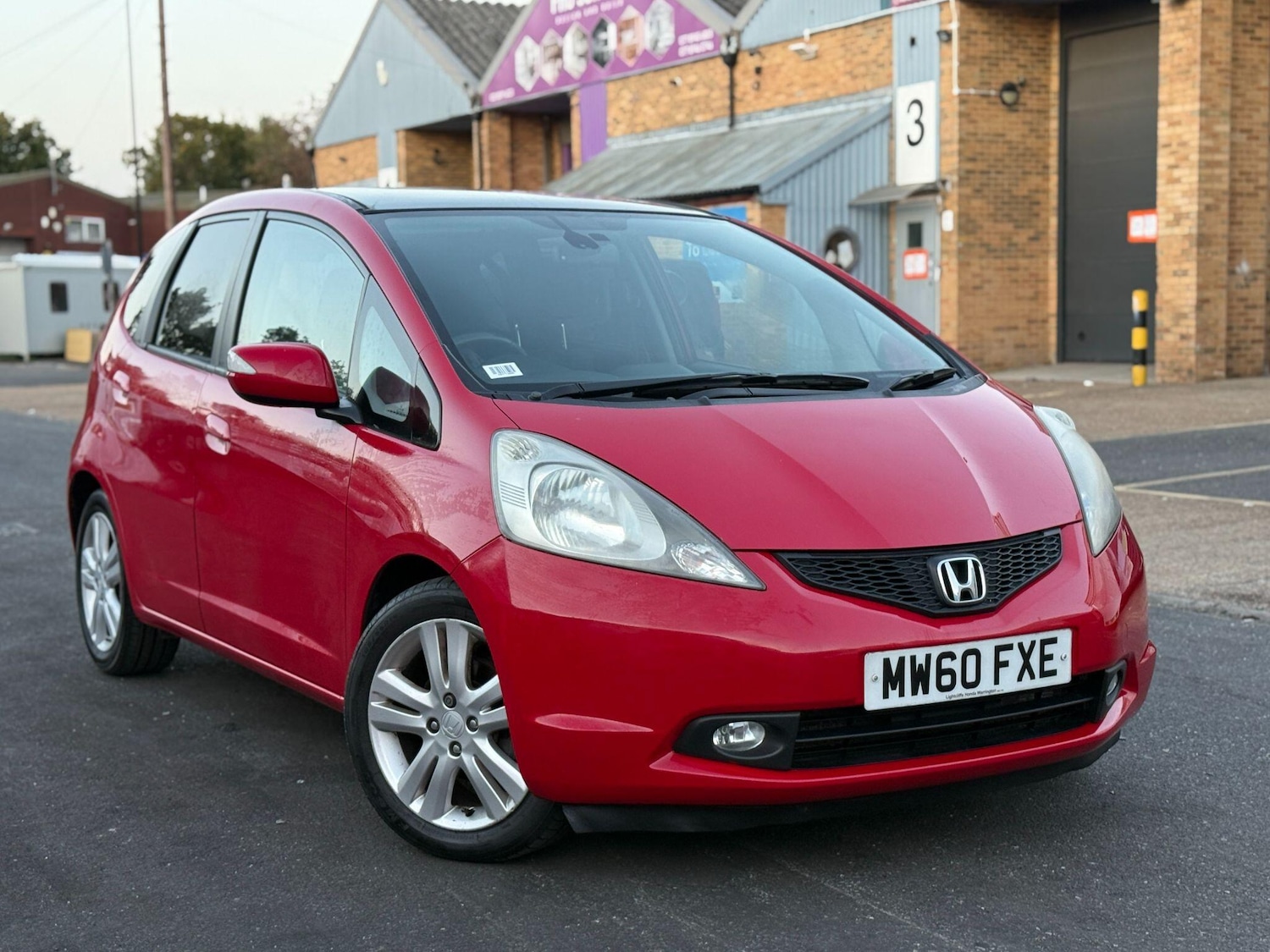 Used Honda Jazz 2011 for sale - 76167574: Photo 3