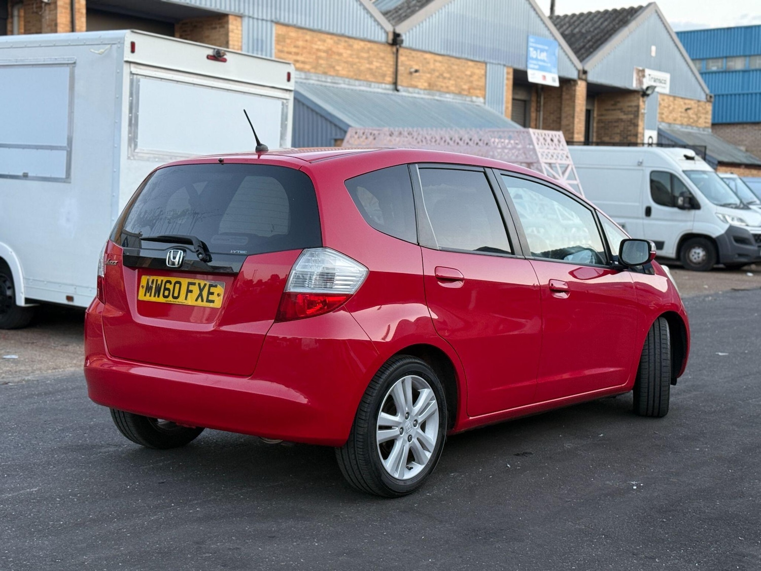 Used Honda Jazz 2011 for sale - 76167574: Photo 9
