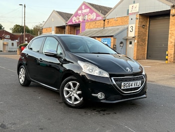 Used Peugeot 208 2014 for sale - 75658045: Photo