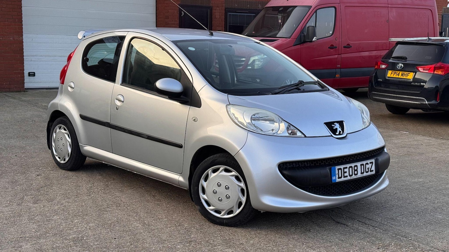 Used Peugeot 107 for sale - 77754237: Photo 4
