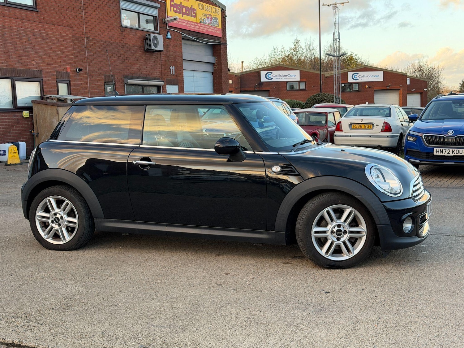 Used MINI Hatch 2014 for sale - 76671200: Photo 5