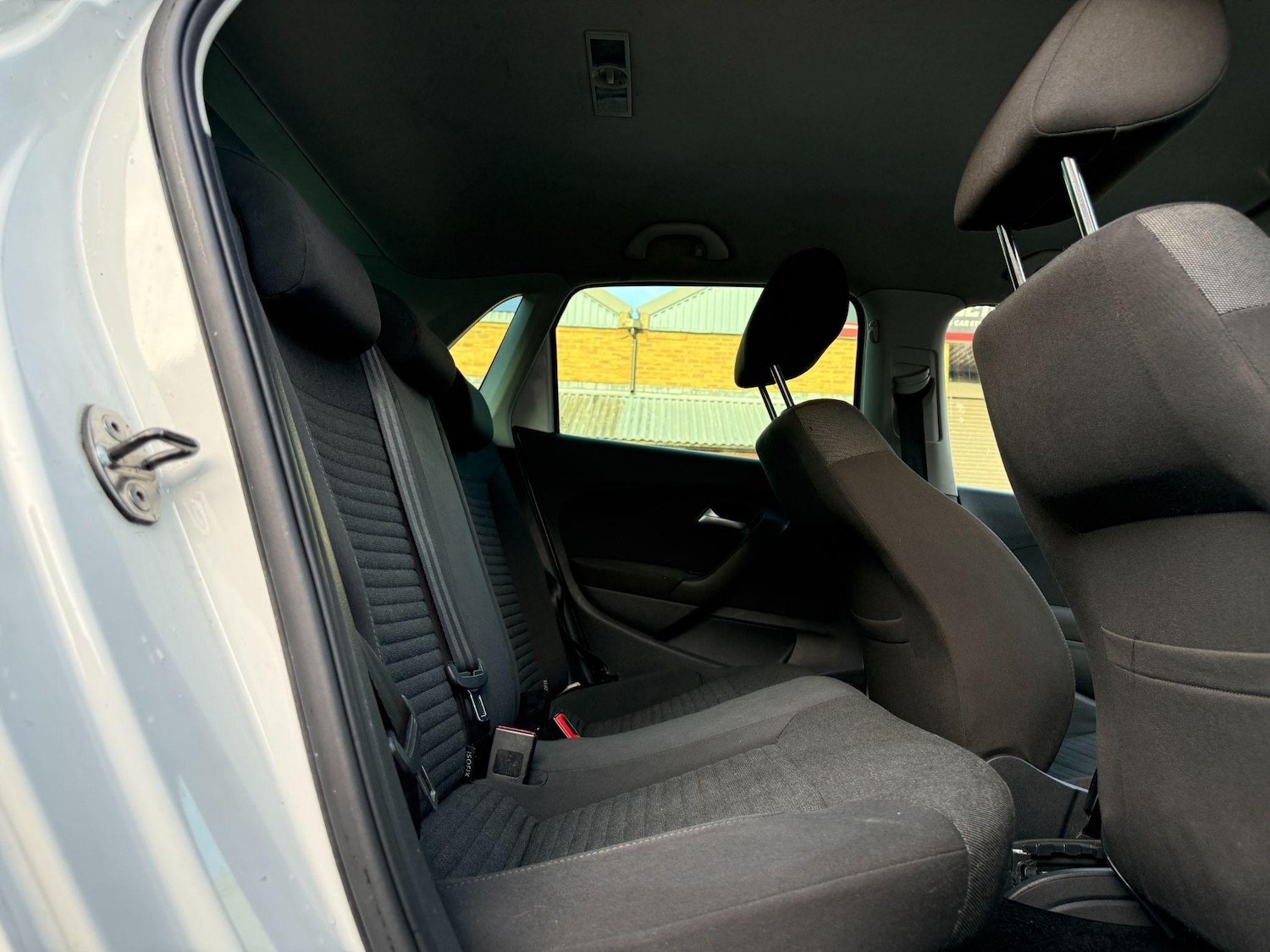 Used Volkswagen Polo 2013 for sale - 76440976: Photo 22