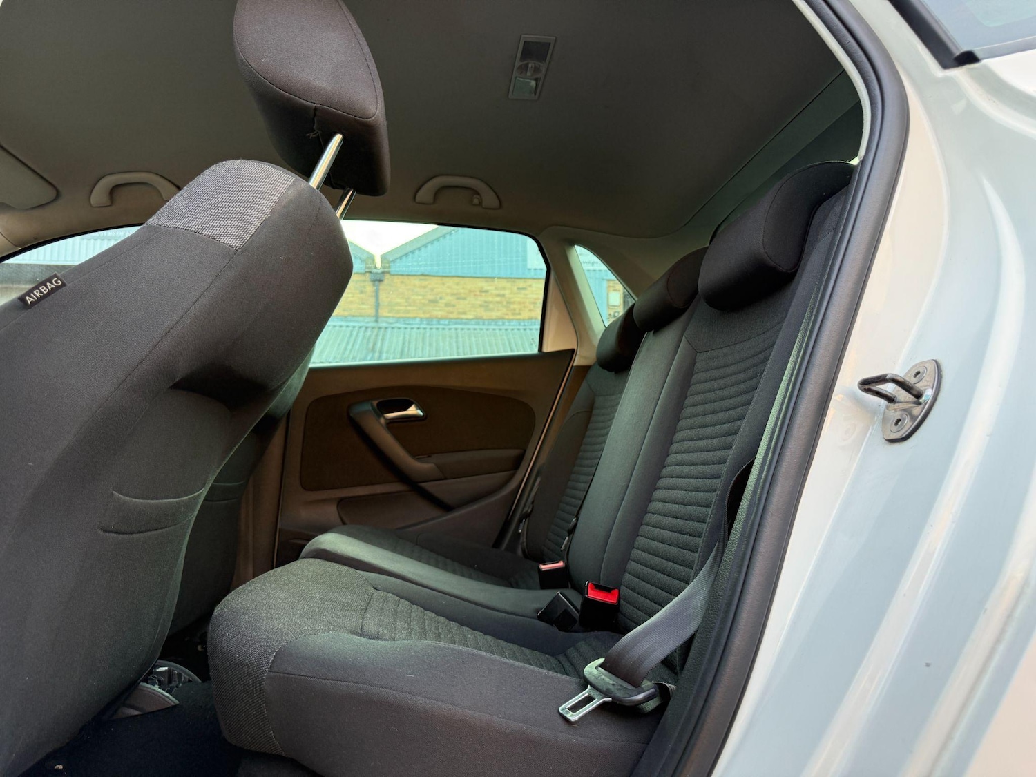 Used Volkswagen Polo 2013 for sale - 76440976: Photo 24