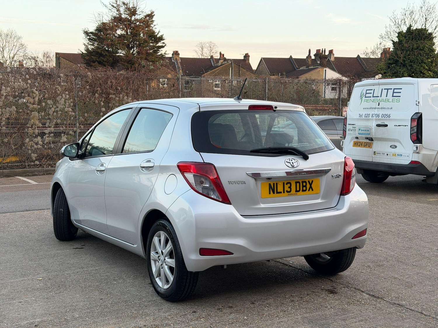 Used Toyota Yaris 2013 for sale - 77737918: Photo 15
