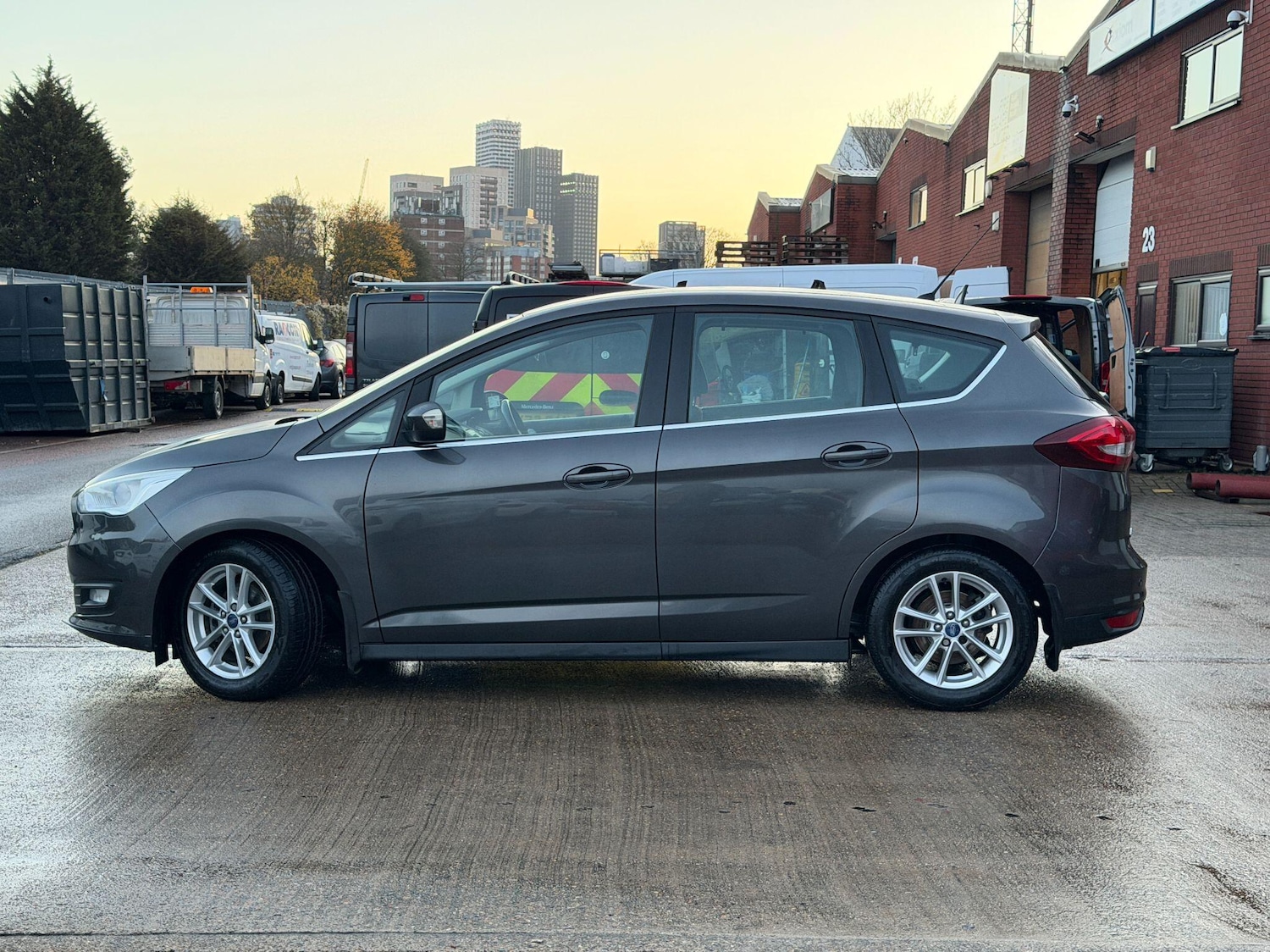 Used Ford C-Max 2016 for sale - 76832113: Photo 13