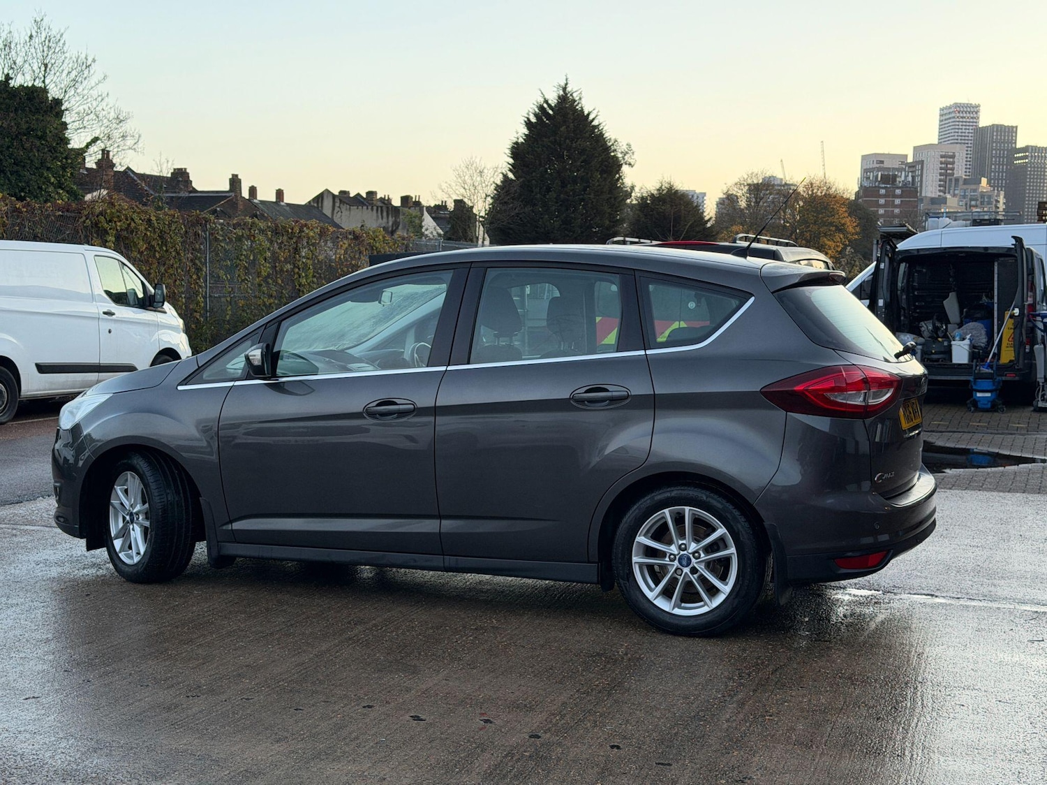 Used Ford C-Max 2016 for sale - 76832113: Photo 14
