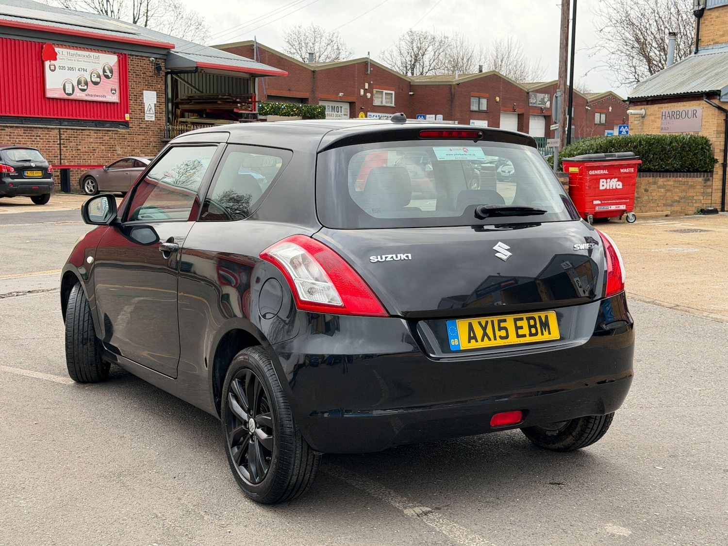 Used Suzuki Swift 2015 for sale - 76965194: Photo 17