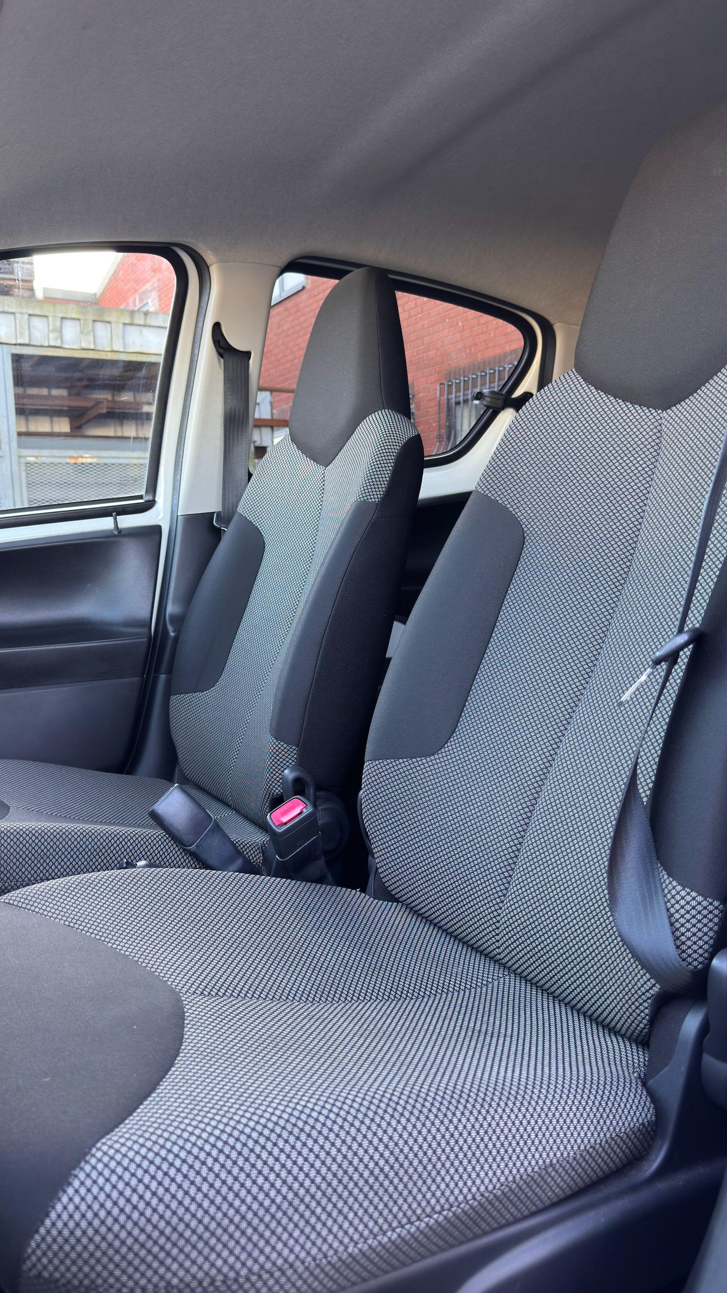 Used Toyota AYGO 2012 for sale - 77723567: Photo 17