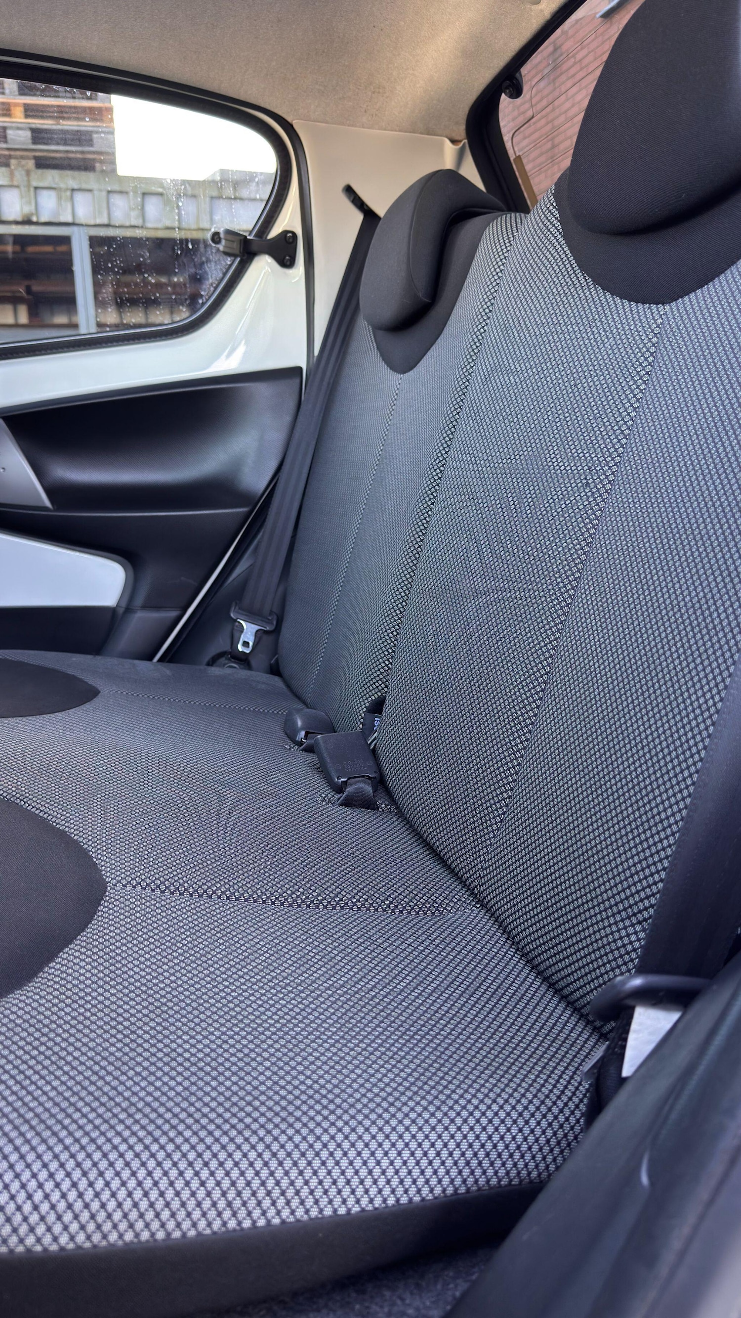 Used Toyota AYGO 2012 for sale - 77723567: Photo 18