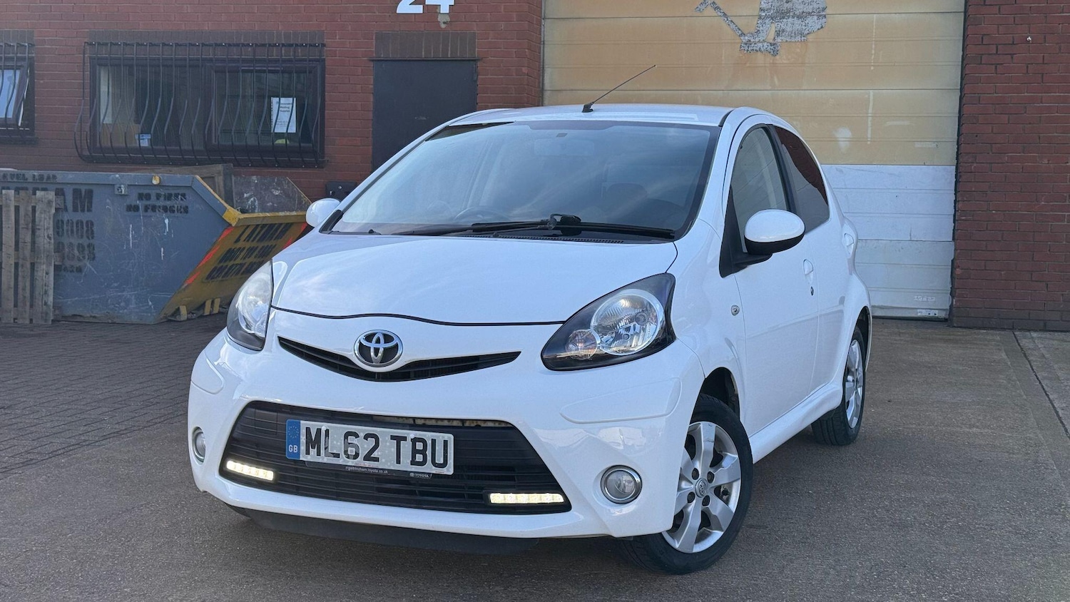 Used Toyota AYGO 2012 for sale - 77723567: Photo 9