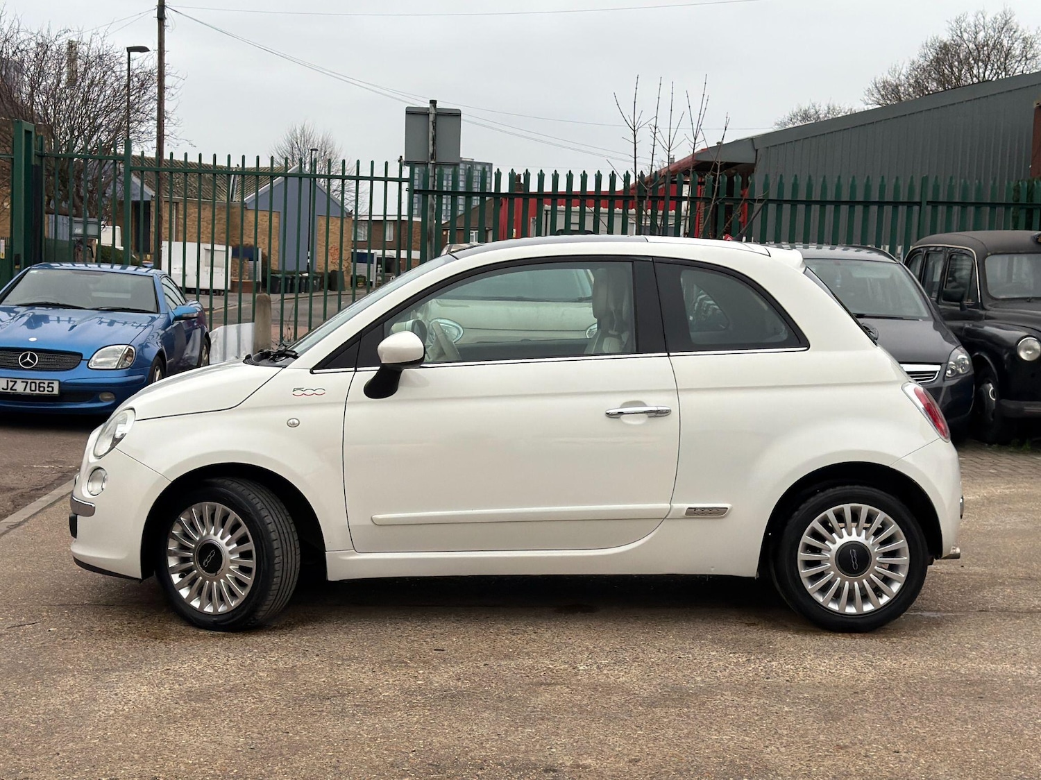 Used Fiat 500 2010 for sale - 77060299: Photo 14