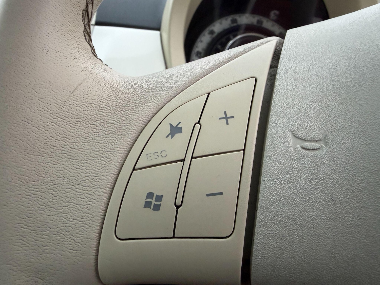 Used Fiat 500 2010 for sale - 77060299: Photo 22