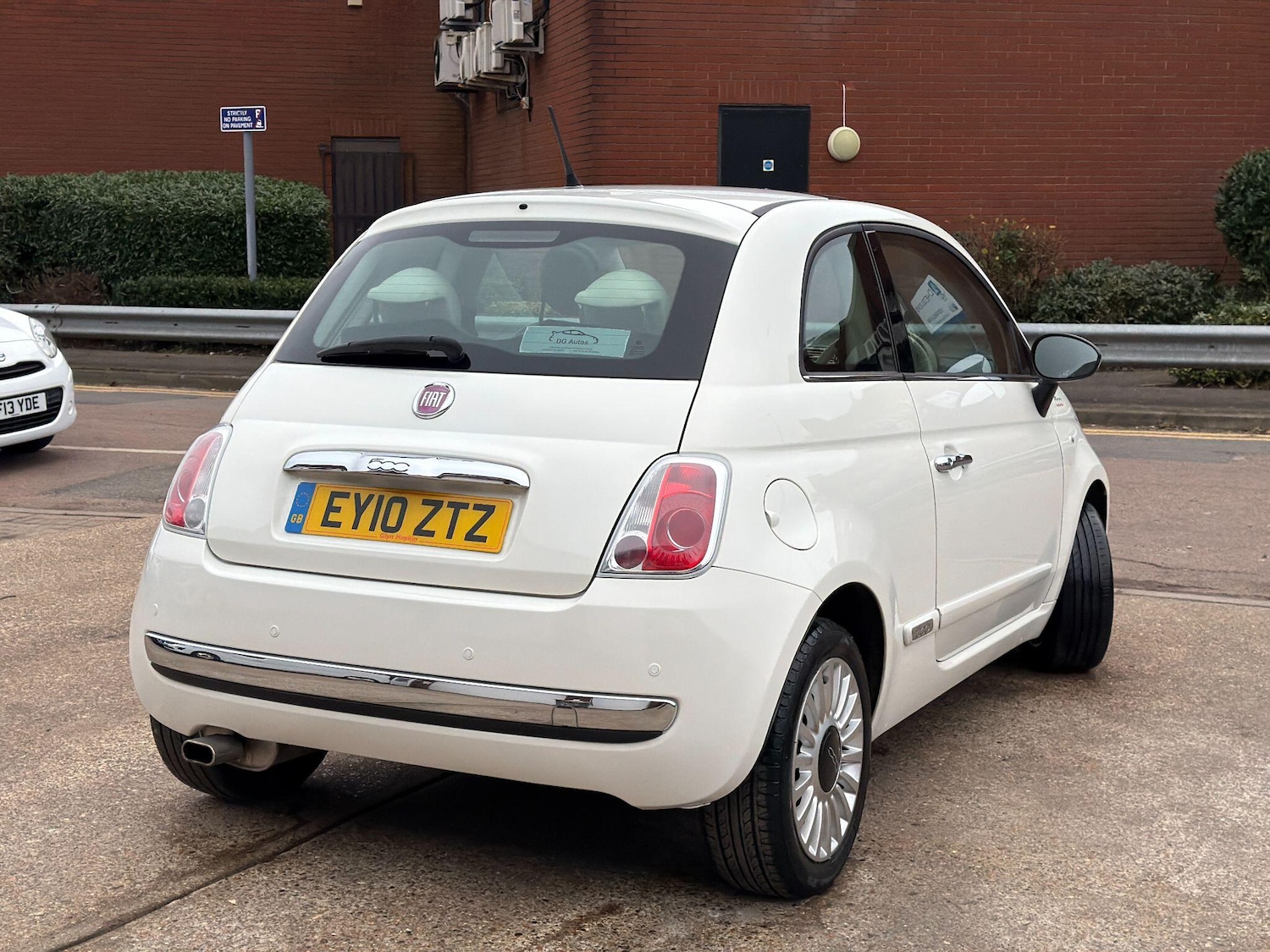 Used Fiat 500 2010 for sale - 77060299: Photo 8