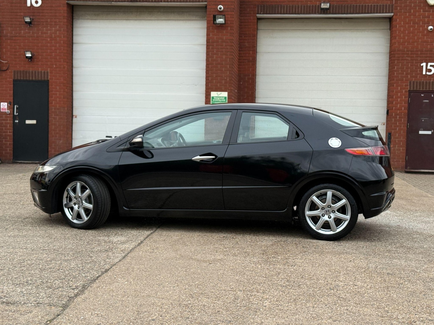 Used Honda Civic 2007 for sale - 76109693: Photo 18