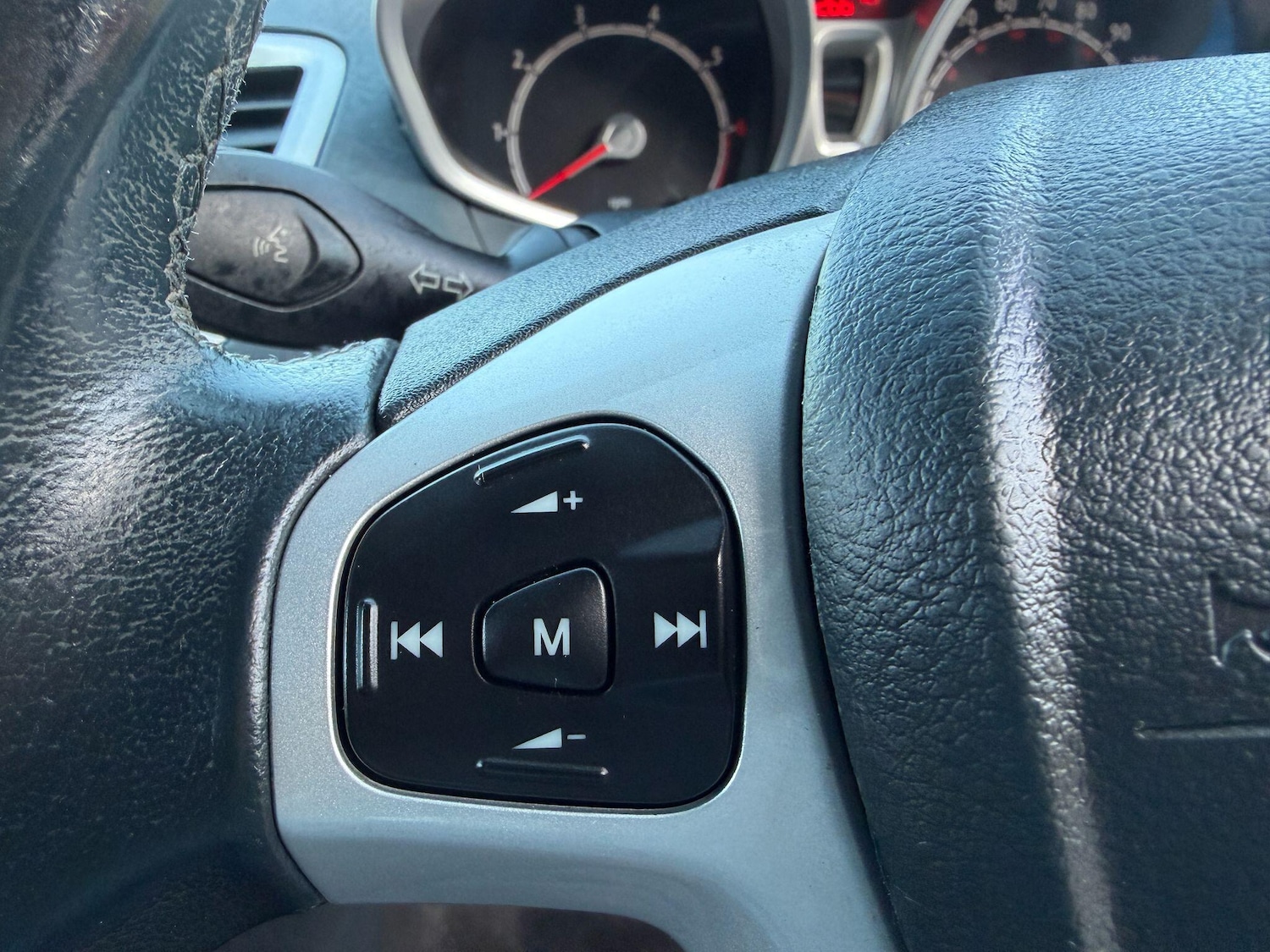 Used Ford Fiesta 2010 for sale - 78033954: Photo 21