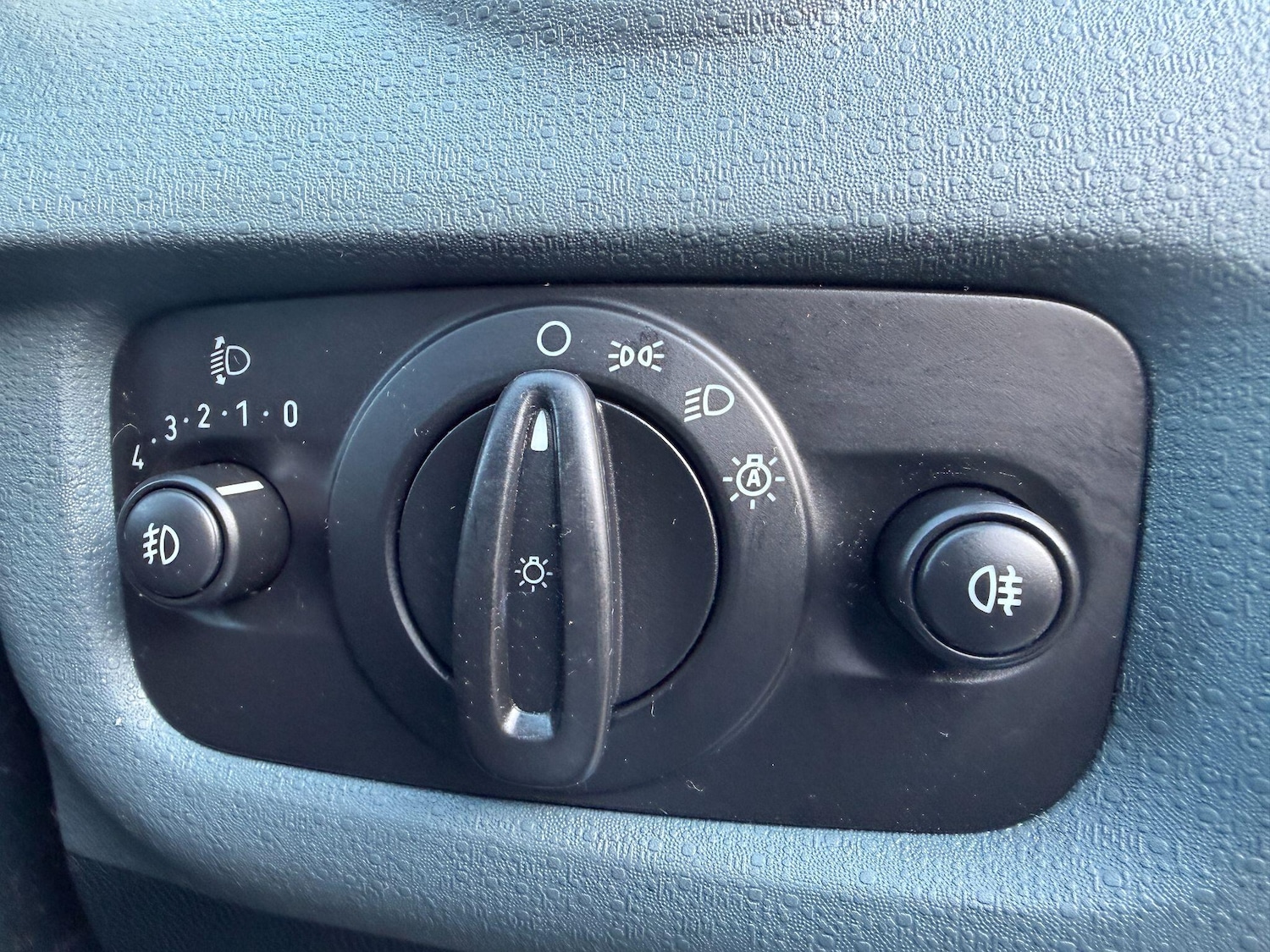 Used Ford Fiesta 2010 for sale - 78033954: Photo 23