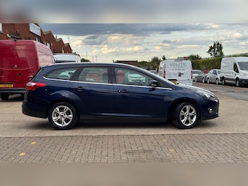 Used Ford Focus 2013 for sale - 79589842: Photo