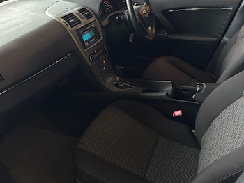Used Toyota Avensis 2011 for sale - 79483884: Photo