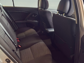 Used Toyota Avensis 2011 for sale - 79483884: Photo