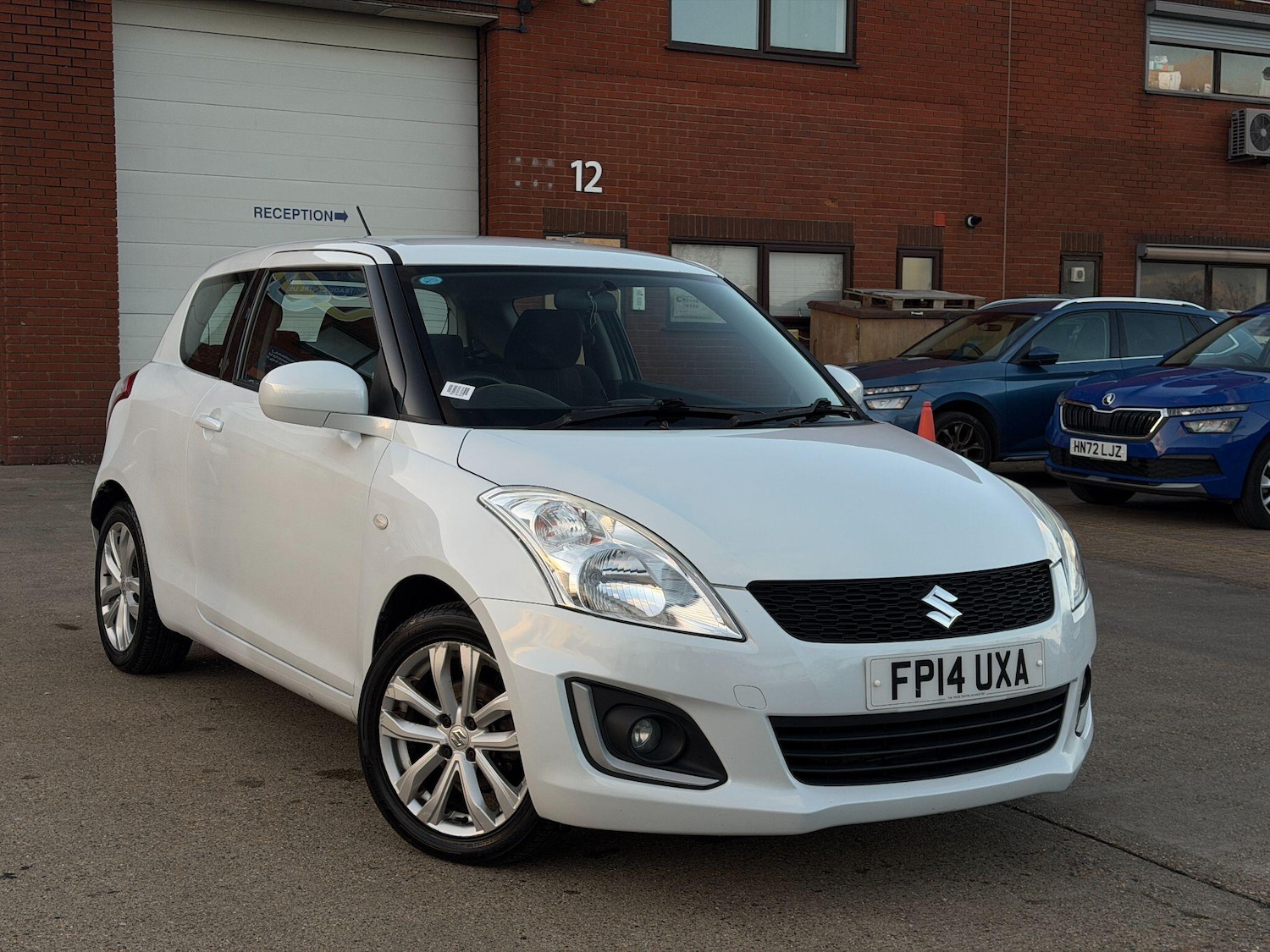 Used Suzuki Swift 2014 for sale - 76671381: Photo 1