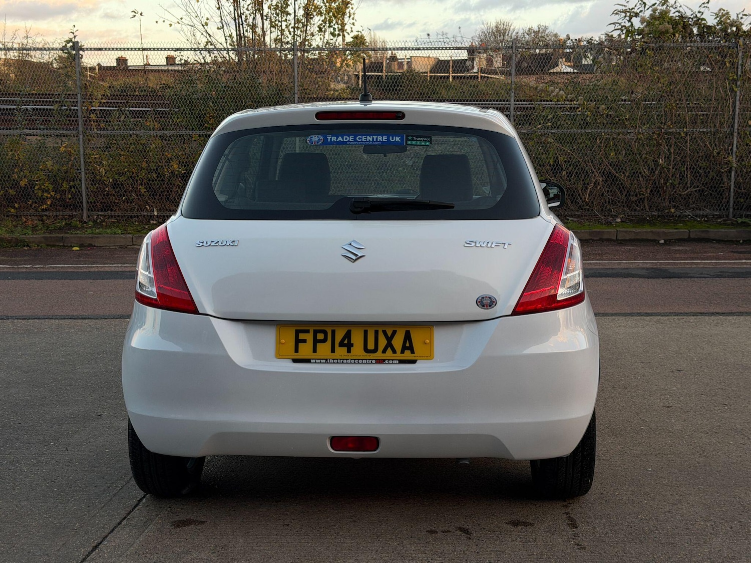 Used Suzuki Swift 2014 for sale - 76671381: Photo 10