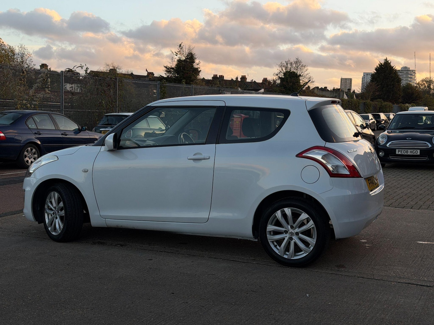 Used Suzuki Swift 2014 for sale - 76671381: Photo 15