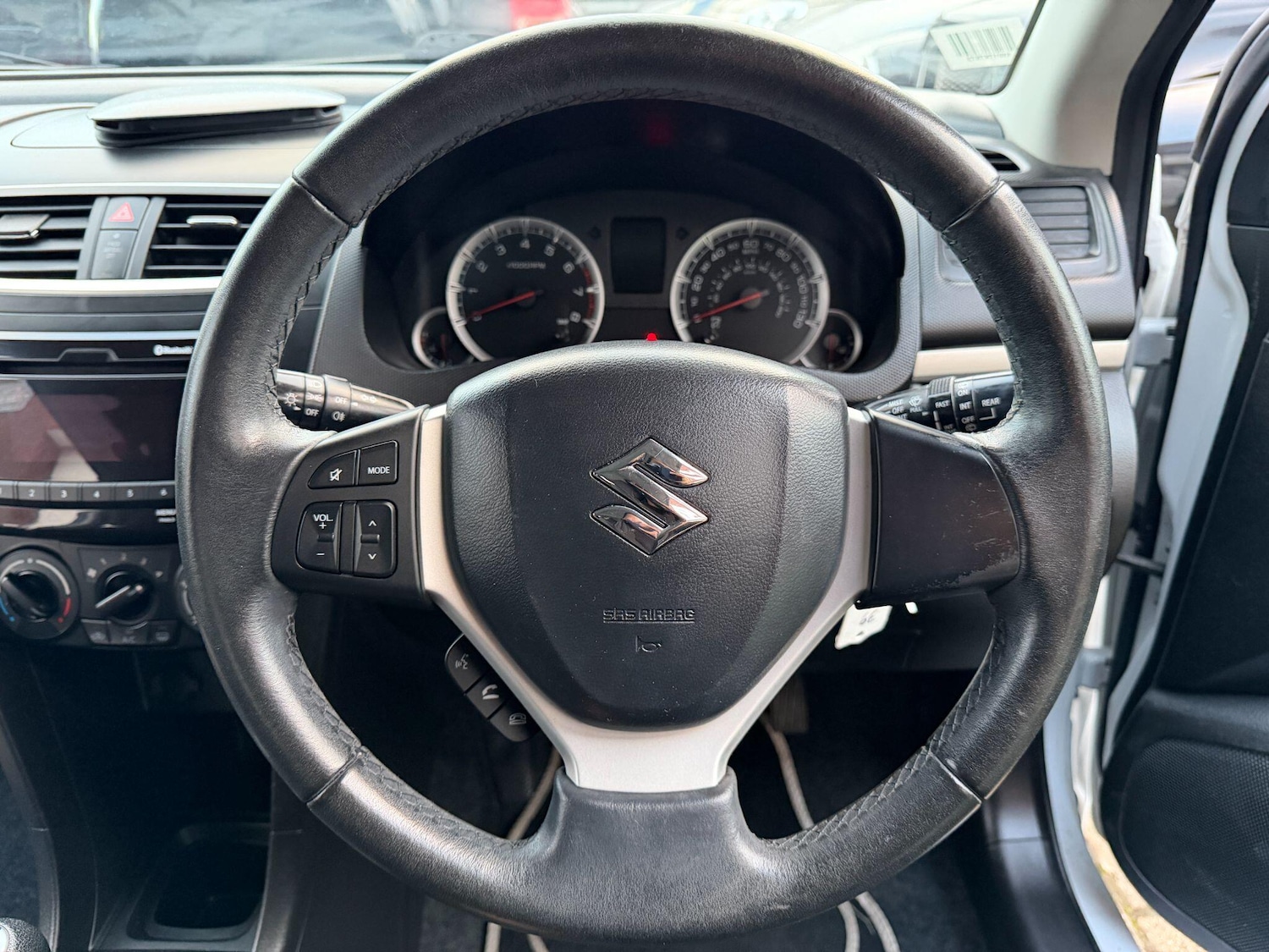 Used Suzuki Swift 2014 for sale - 76671381: Photo 22