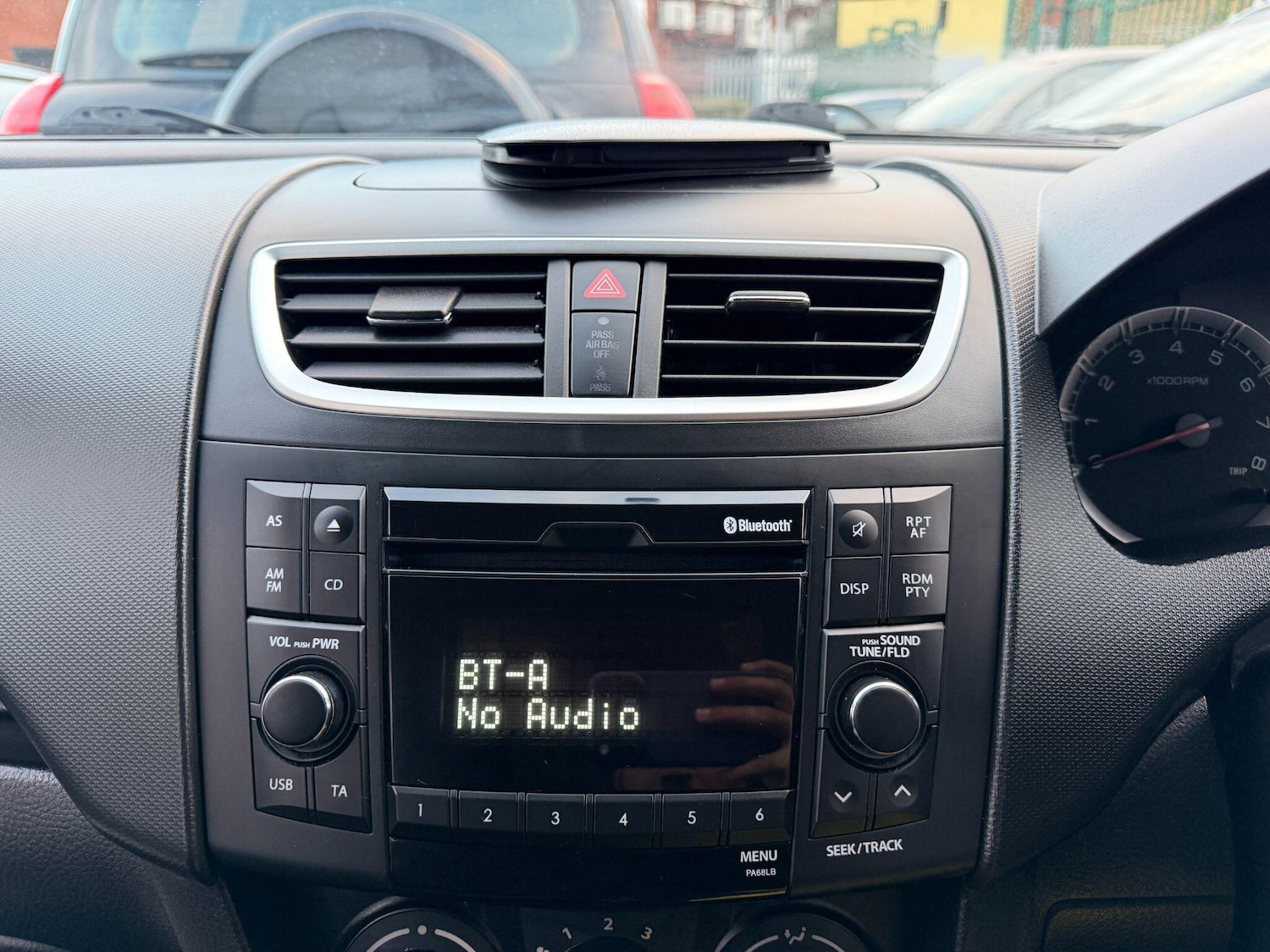 Used Suzuki Swift 2014 for sale - 76671381: Photo 23