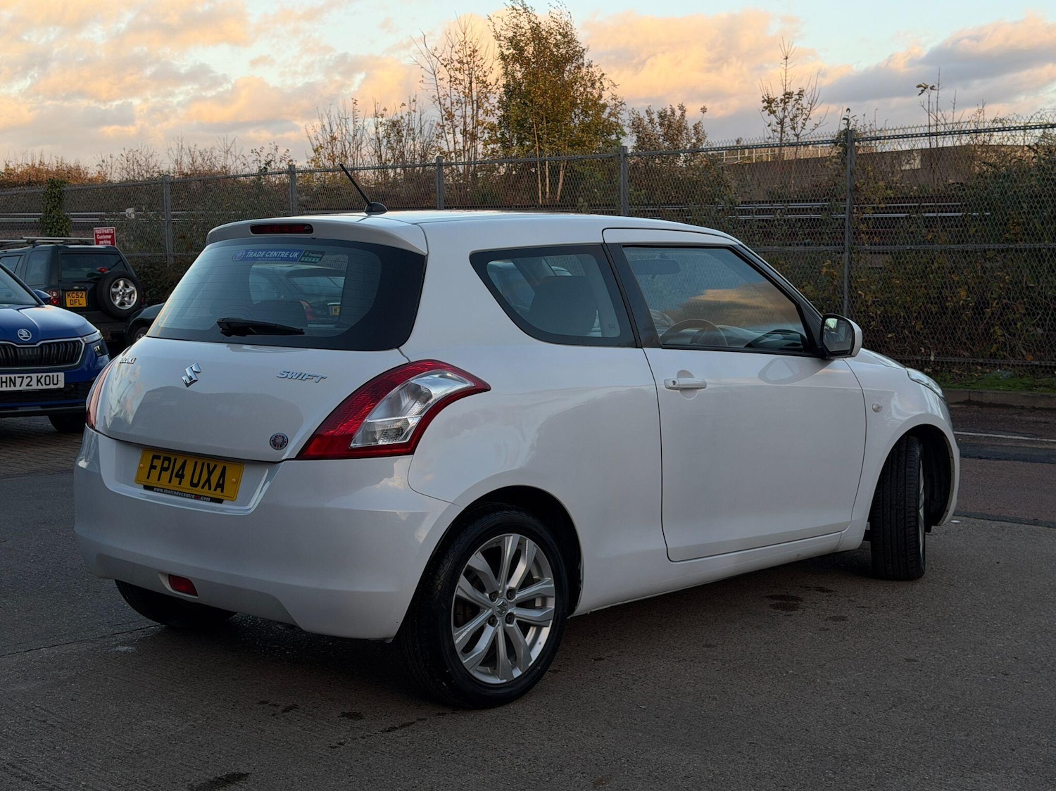 Used Suzuki Swift 2014 for sale - 76671381: Photo 8