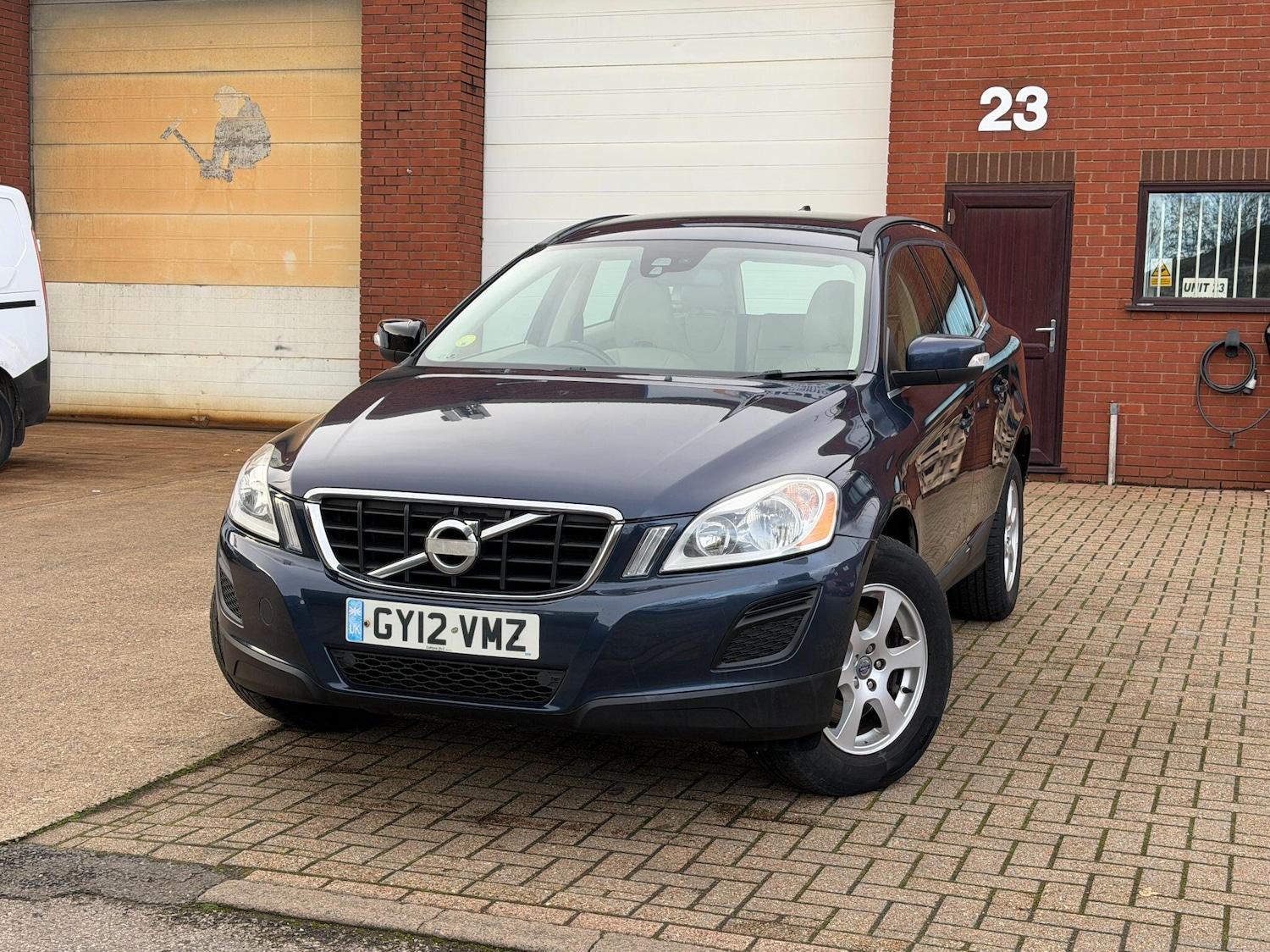 Used Volvo XC60 2012 for sale - 76866137: Photo 13