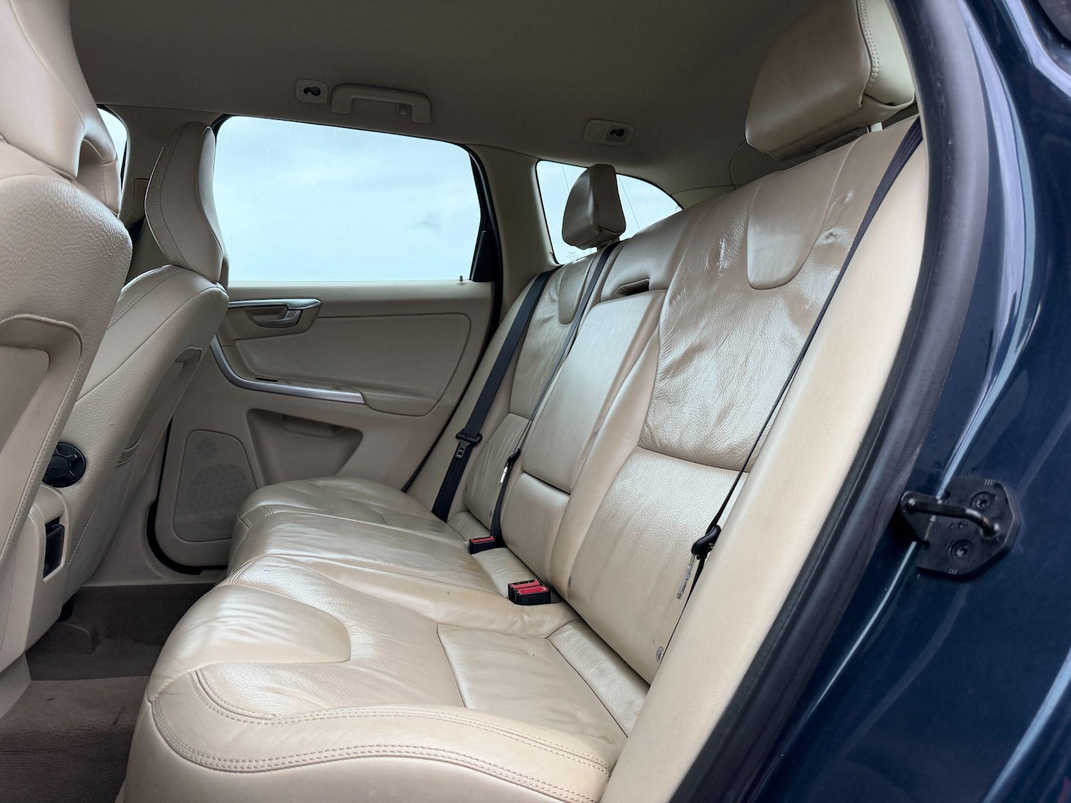 Used Volvo XC60 2012 for sale - 76866137: Photo 21