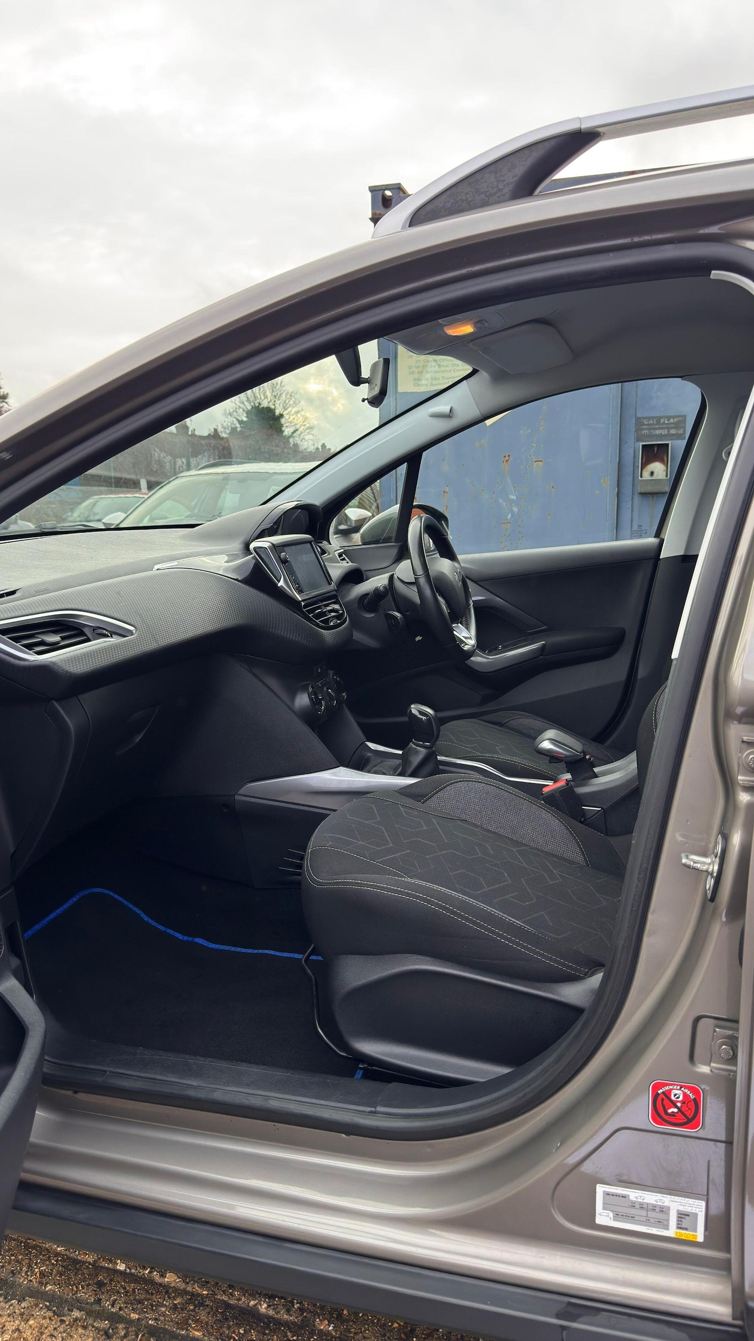 Used Peugeot 2008 2016 for sale - 77396349: Photo 23