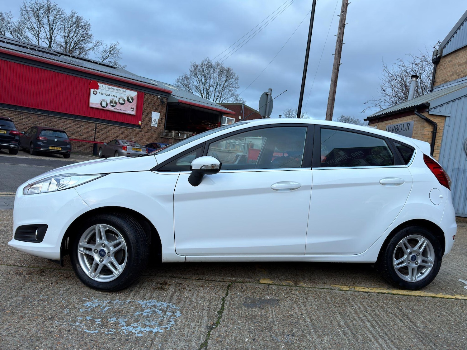 Used Ford Fiesta 2013 for sale - 76935834: Photo 15