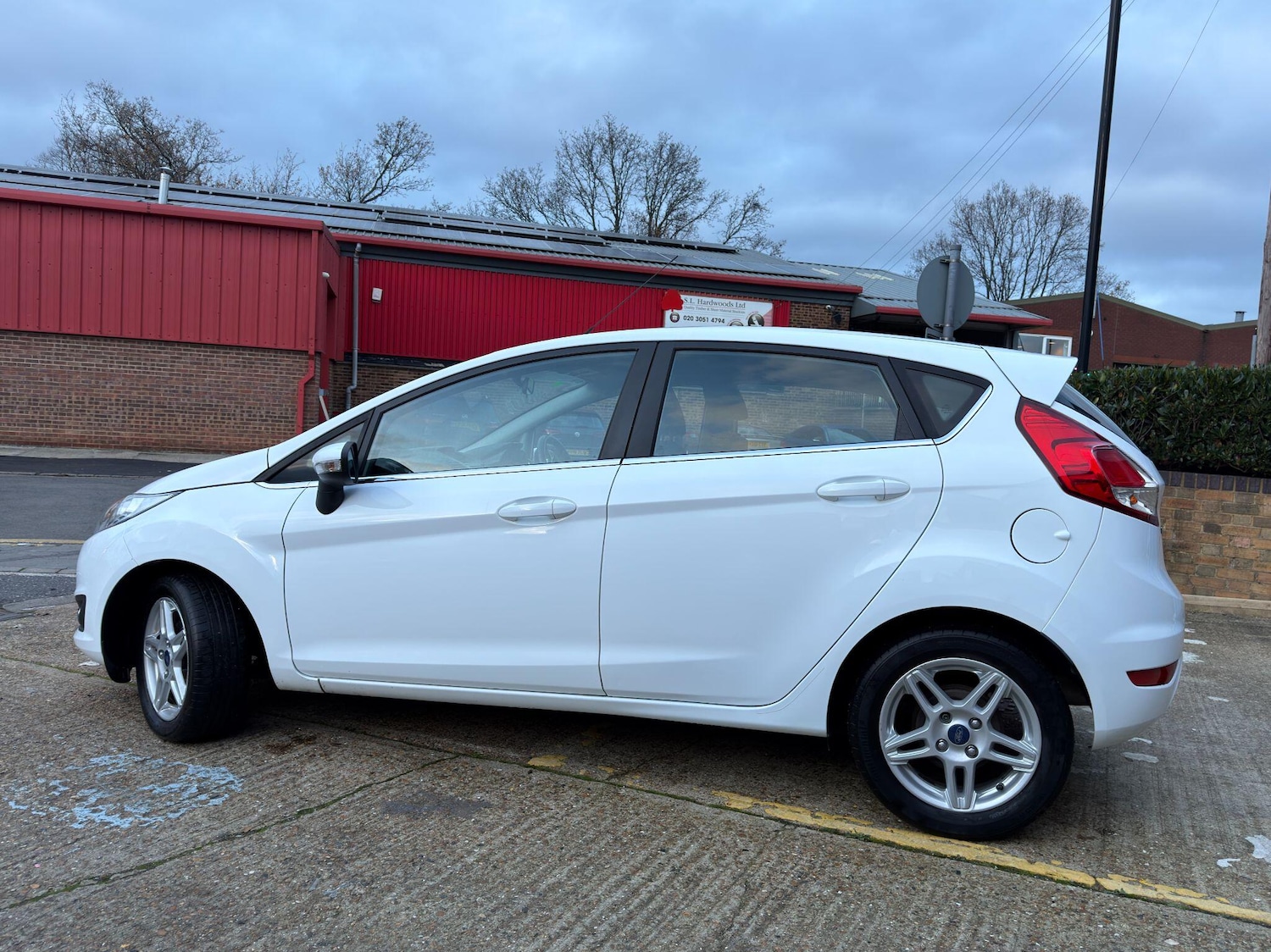 Used Ford Fiesta 2013 for sale - 76935834: Photo 16