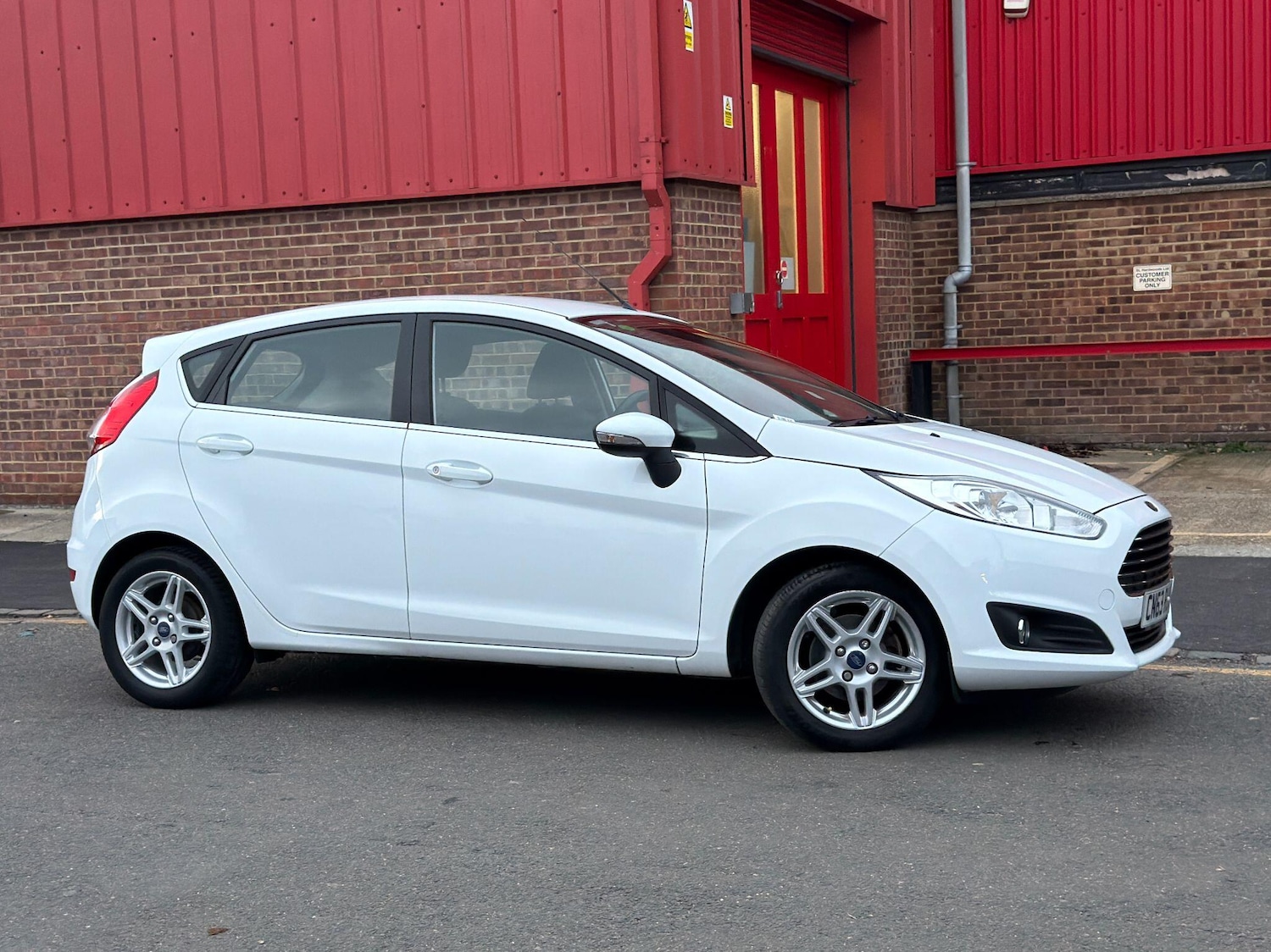 Used Ford Fiesta 2013 for sale - 76935834: Photo 5