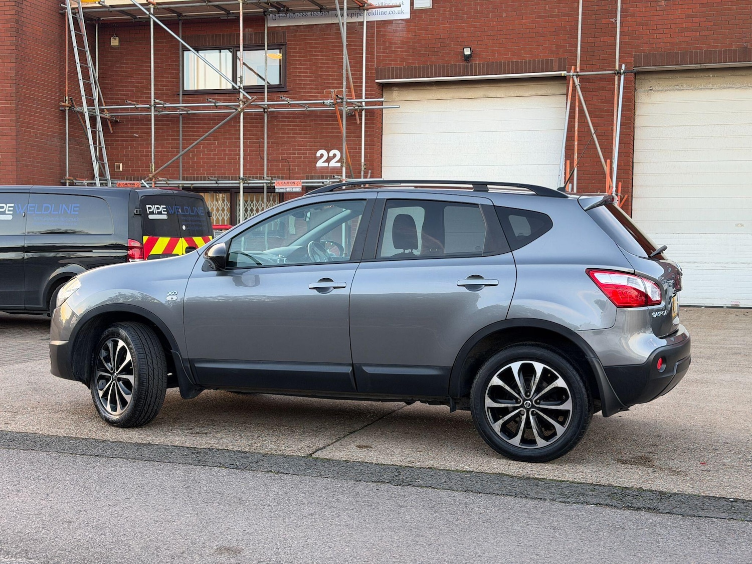 Used Nissan Qashqai for sale - 76728954: Photo 17