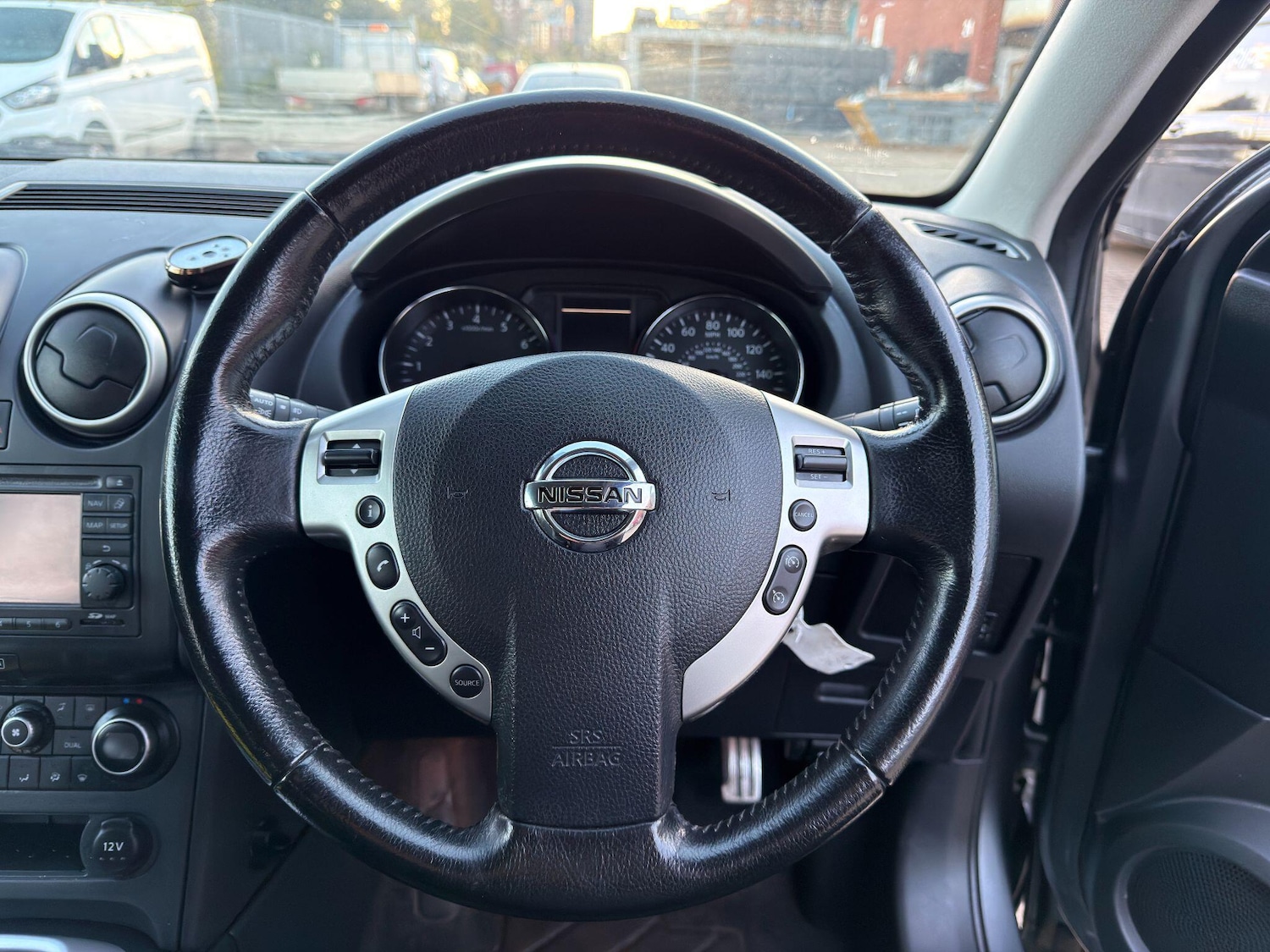 Used Nissan Qashqai for sale - 76728954: Photo 25