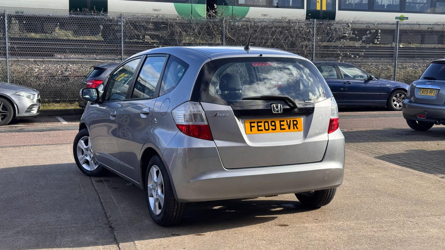 Used Honda Jazz 2009 for sale - 77658275: Photo 18