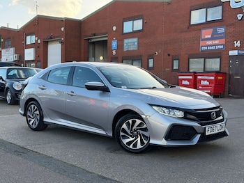 Used Honda Civic 2017 for sale - 78047286: Photo